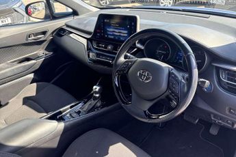 Toyota C-HR 1.8 Hybrid Dynamic 5dr CVT