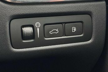 Volvo XC60 2.0 T6 RC PHEV Inscription Expression 5dr AWD Auto