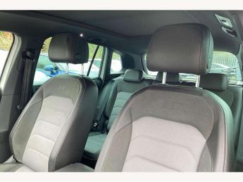 Volkswagen Tiguan 2.0 TSi 230 4Motion SEL 5dr DSG