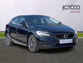 Volvo V40 T2 [122] Momentum Nav Plus 5dr Geartronic