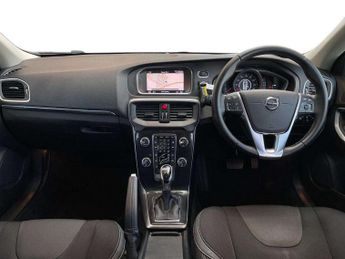 Volvo V40 T2 [122] Momentum Nav Plus 5dr Geartronic