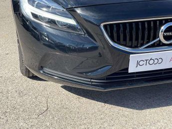 Volvo V40 T2 [122] Momentum Nav Plus 5dr Geartronic