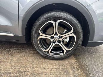 MG ZS 1.5 Hybrid+ SE 5dr Auto