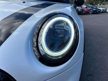 MINI Hatchback 5dr 1.5 Cooper Sport 5dr Auto [Nav Pack]