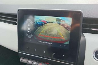 Renault Clio 1.6 E-TECH Hybrid 140 SE Edition 5dr Auto