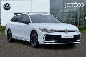 Volkswagen Passat 1.5 eTSI R-Line 5dr DSG