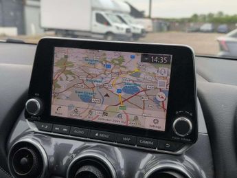 Nissan Juke 1.6 Hybrid N-Connecta 5dr Auto
