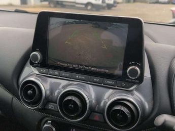 Nissan Juke 1.6 Hybrid N-Connecta 5dr Auto