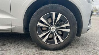 Volvo XC60 2.0 B5P Core 5dr AWD Geartronic