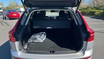 Volvo XC60 2.0 T8 [455] RC PHEV Ultimate Dark 5dr AWD Gtron