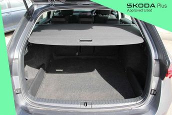 Skoda Octavia Estate 2.0 TDI SE Technology 5dr DSG