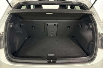 Volkswagen Golf 1.5 eTSI 150 R-Line 5dr DSG
