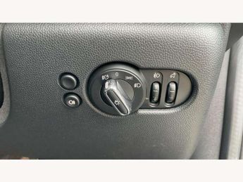 MINI Hatchback 1.5 Cooper Exclusive 3dr Auto