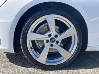 Audi A4 Avant 35 TFSI S Line 5dr S Tronic