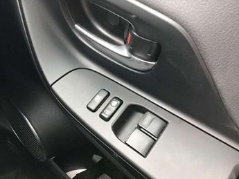 Toyota Yaris 1.5 Hybrid Y20 5dr CVT [Bi-tone]