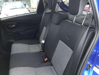 Toyota Yaris 1.5 Hybrid Y20 5dr CVT [Bi-tone]