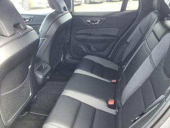 Volvo V60 2.0 D4 [190] R DESIGN Pro 5dr Auto