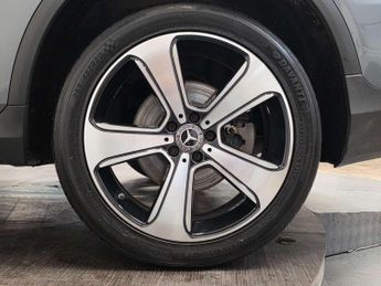 Mercedes-Benz GLC GLC 220d 4Matic Urban Edition 5dr 9G-Tronic