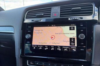 Volkswagen Golf GTE 1.4 TSI GTE Advance 5dr DSG