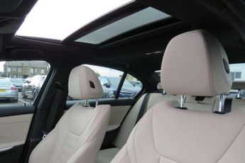 BMW 3 Series 330e 22.3 kWh M Sport 4dr Step Auto