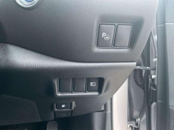 Toyota C-HR 1.8 Hybrid Dynamic 5dr CVT