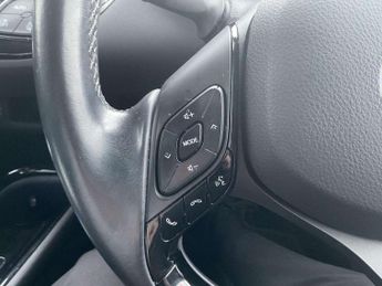 Toyota C-HR 1.8 Hybrid Dynamic 5dr CVT