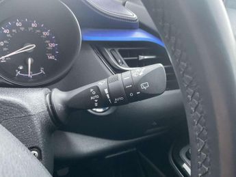Toyota C-HR 1.8 Hybrid Dynamic 5dr CVT