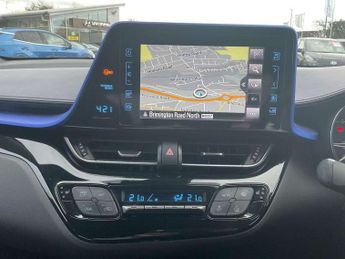 Toyota C-HR 1.8 Hybrid Dynamic 5dr CVT