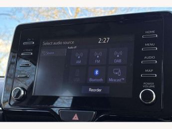 Toyota Yaris 1.5 Hybrid Icon 5dr CVT