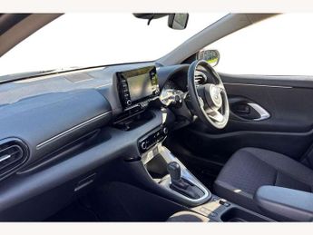 Toyota Yaris 1.5 Hybrid Icon 5dr CVT
