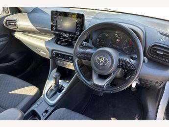 Toyota Yaris 1.5 Hybrid Icon 5dr CVT