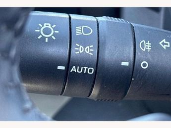 Toyota Yaris 1.5 Hybrid Icon 5dr CVT