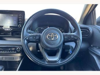 Toyota Yaris 1.5 Hybrid Icon 5dr CVT