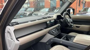Land Rover Defender 3.0 D250 HSE 110 5dr Auto