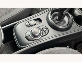 MINI Countryman 1.5 Cooper Classic 5dr Auto [Comfort/Nav+ Pack]