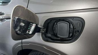 Land Rover Discovery Sport 1.5 P300e Urban Edition 5dr Auto [5 Seat]