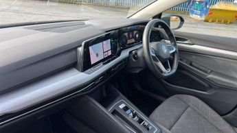 Volkswagen Golf 1.5 eTSI 150 Life 5dr DSG
