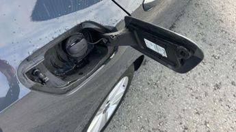 Volkswagen Golf 1.5 eTSI 150 Life 5dr DSG