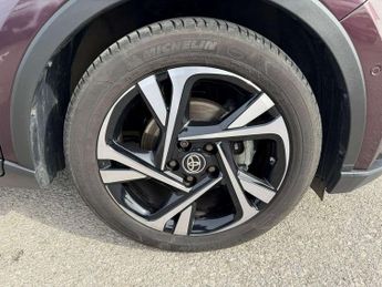 Toyota C-HR 1.8 Hybrid Design 5dr CVT