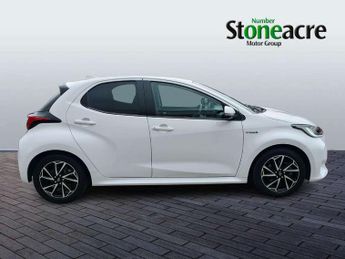 Toyota Yaris 1.5 Hybrid Design 5dr CVT