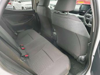 Toyota Yaris 1.5 Hybrid Design 5dr CVT
