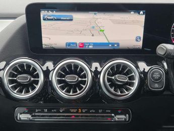 Mercedes-Benz GLA GLA 220d 4Matic AMG Line Premium 5dr Auto