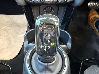 MINI Hatchback 1.5 Cooper Sport 3dr Auto