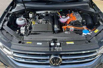 Volkswagen Tiguan 1.4 TSI eHybrid Elegance 5dr DSG
