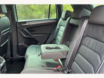 Volkswagen Tiguan 2.0 TSi 190 4Motion R-Line Tech 5dr DSG