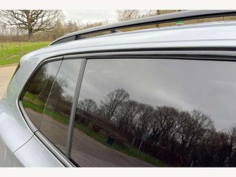 Volkswagen Tiguan 2.0 TDI R-Line 5dr DSG