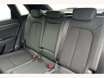 Audi Q3 35 TDI S Line 5dr S Tronic