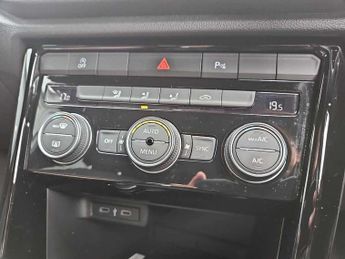 Volkswagen T-Roc 1.5 TSI EVO Black Edition 5dr DSG