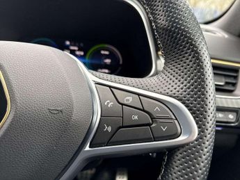 Renault Arkana 1.6 E-Tech full hybrid 145 Engineered 5dr Auto