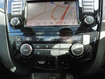 Nissan Qashqai 1.3 DiG-T 160 N-Connecta 5dr DCT